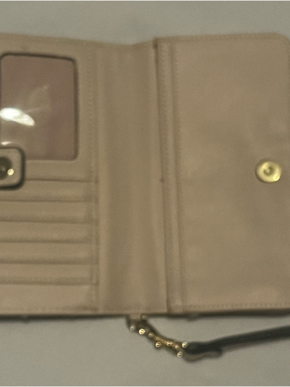 Quilted Padlock Wallet Clutch — Cream - Picture 4 of 8
